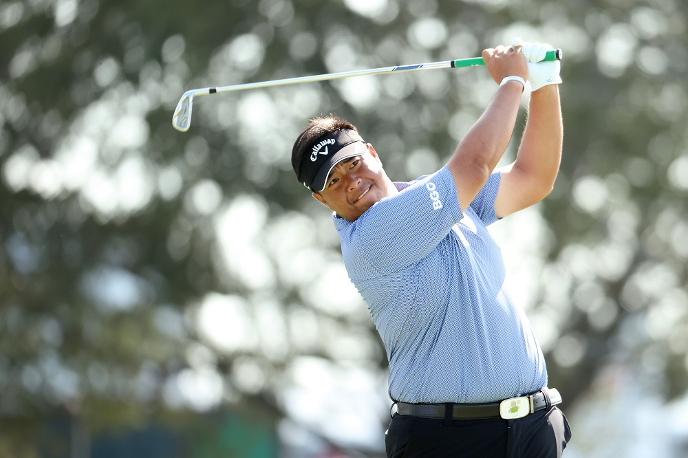 Kiradech returns to form