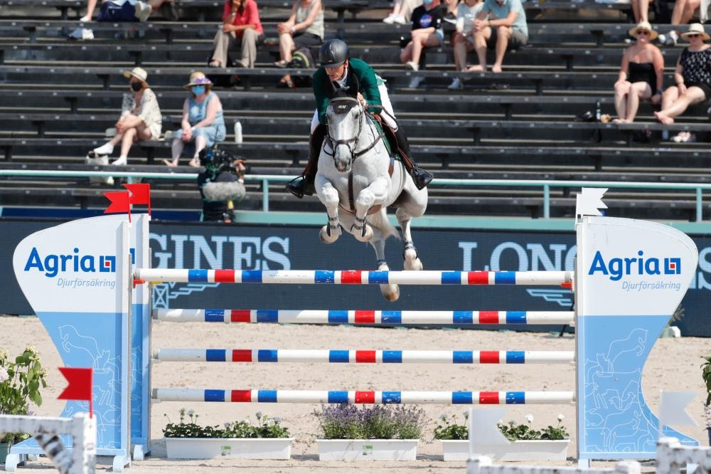 Fredericson Pulls Off Magical Home Win